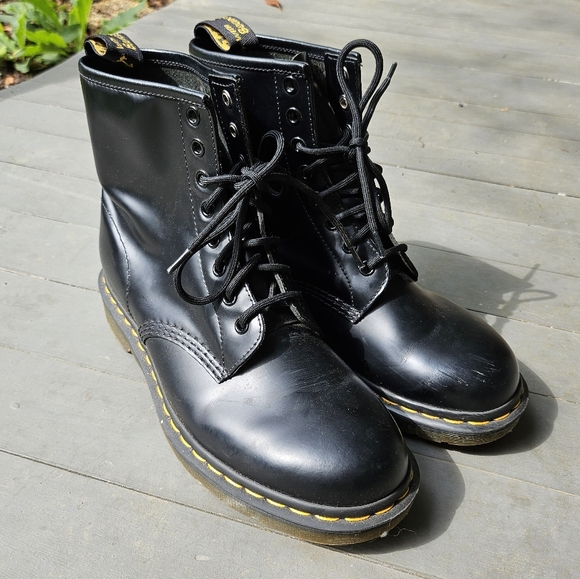 like new original smooth leather lace up doc martens - Picture 3 of 9